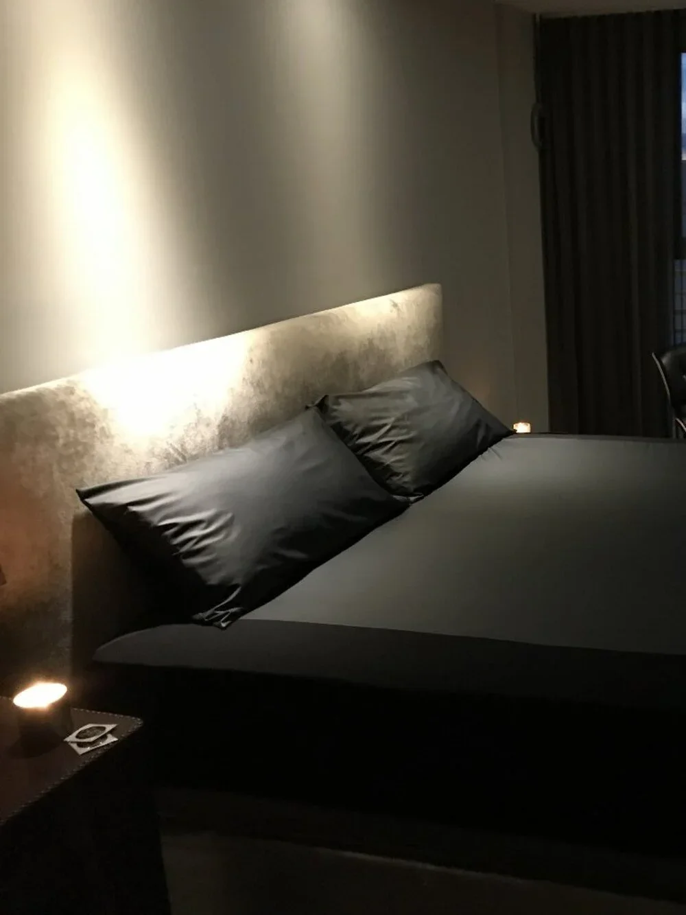 Queen Size Waterproof Pillowcase Protector